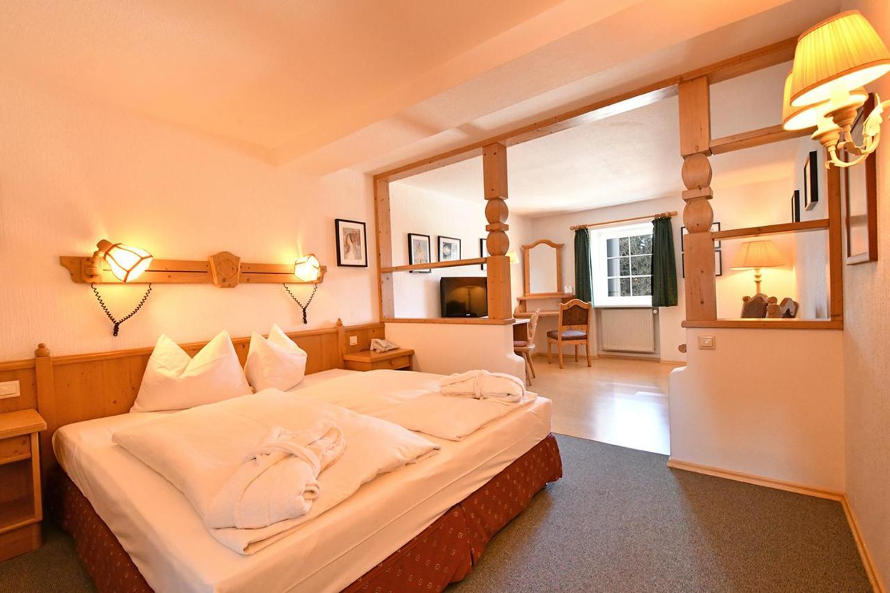 Landhotel Altes Zollhaus 헤름스도르프 외부 사진
