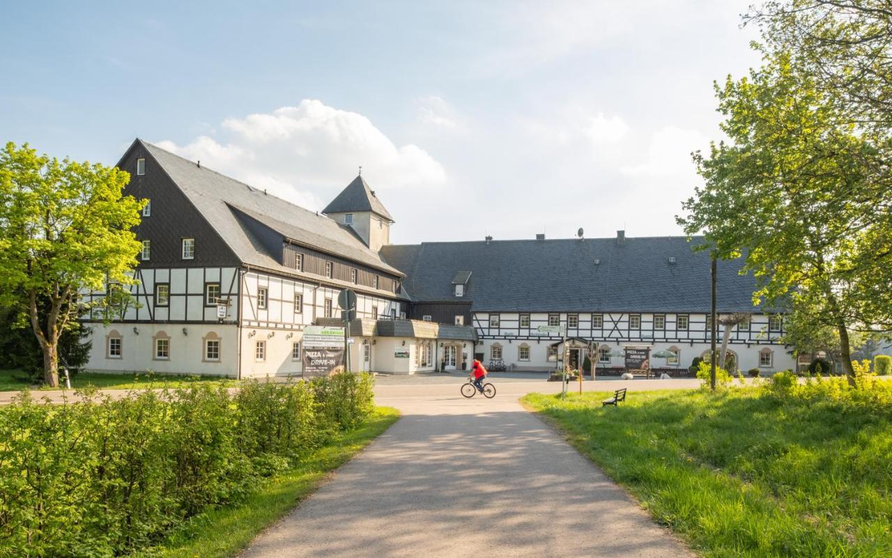 Landhotel Altes Zollhaus 헤름스도르프 외부 사진