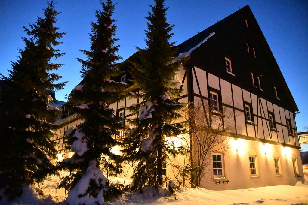 Landhotel Altes Zollhaus 헤름스도르프 외부 사진